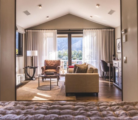 Gibbston-Valley-Lodge-and-Spa-Queenstown-luxury-villa-accomodation