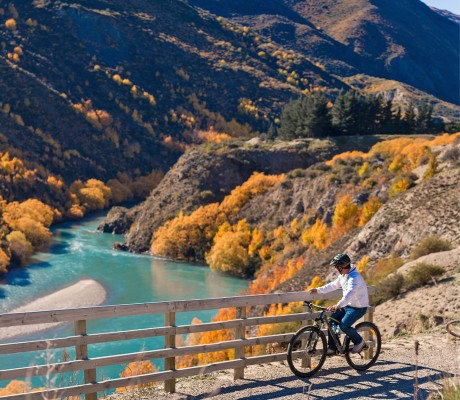 Gibbston-Valley-Lodge-and-Spa-Queenstown-bike-trails